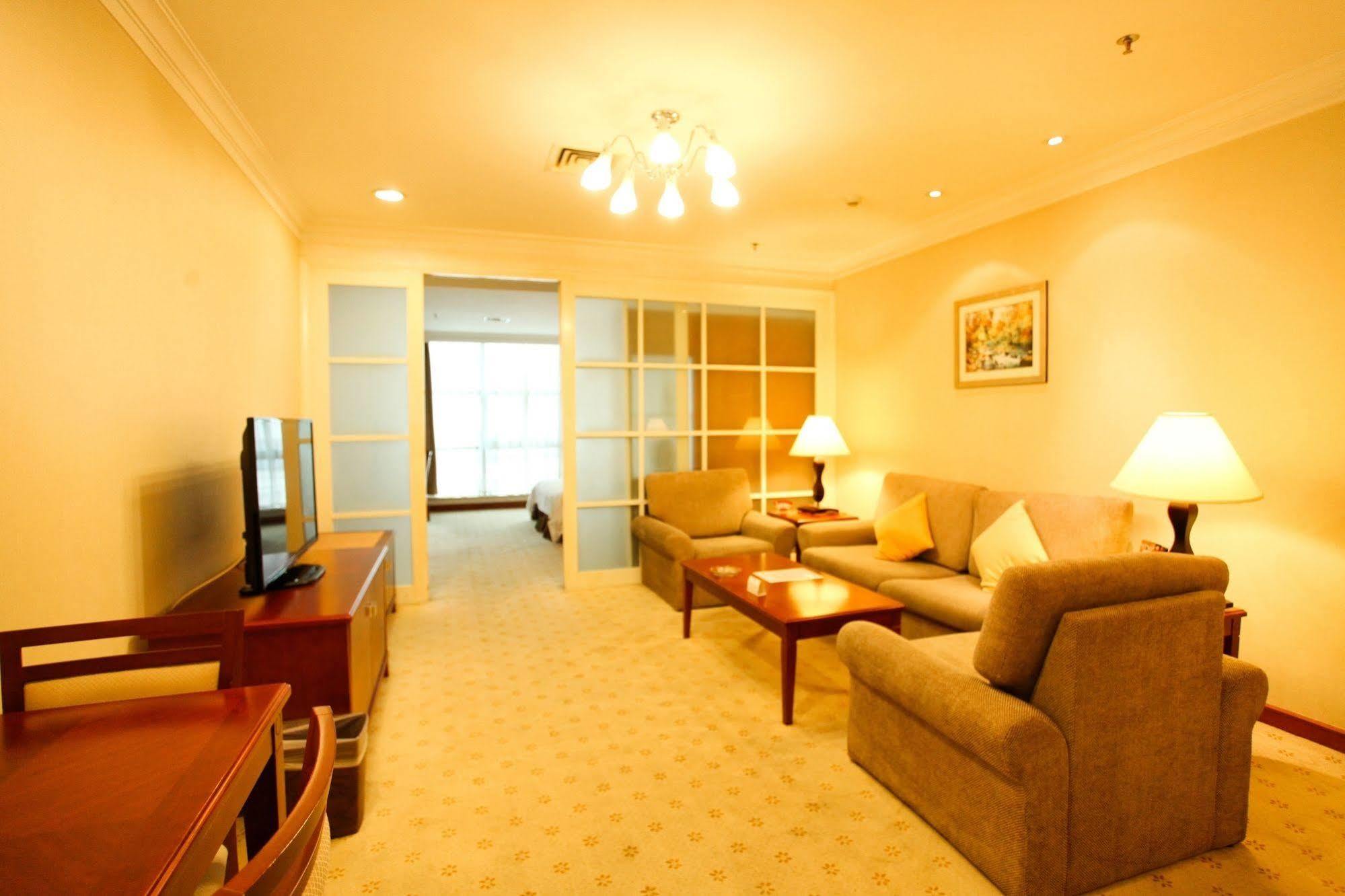 Shenzhen Dongmen Metropark Suites Hotel Экстерьер фото