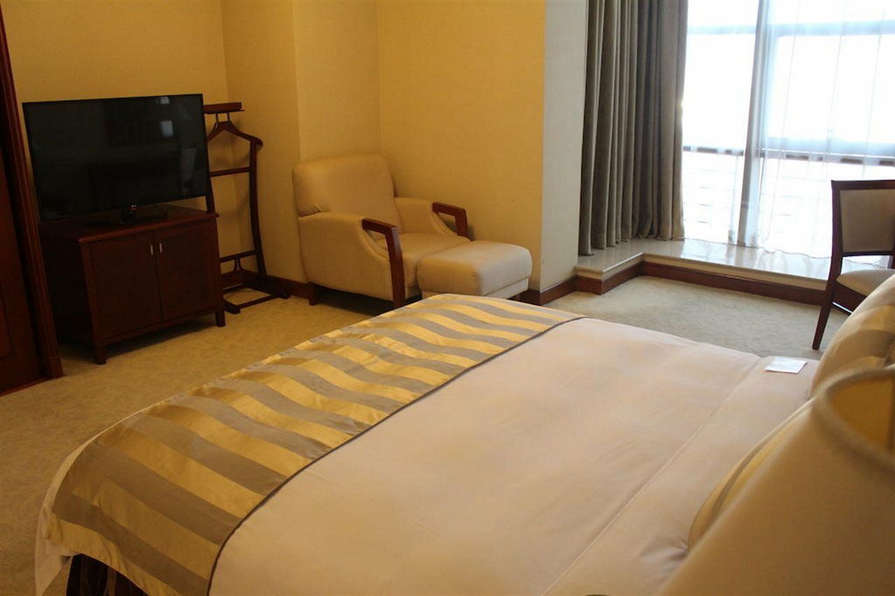 Shenzhen Dongmen Metropark Suites Hotel Экстерьер фото